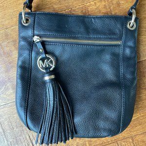 Michael Kors - Crossbody Black Gold with Tassel